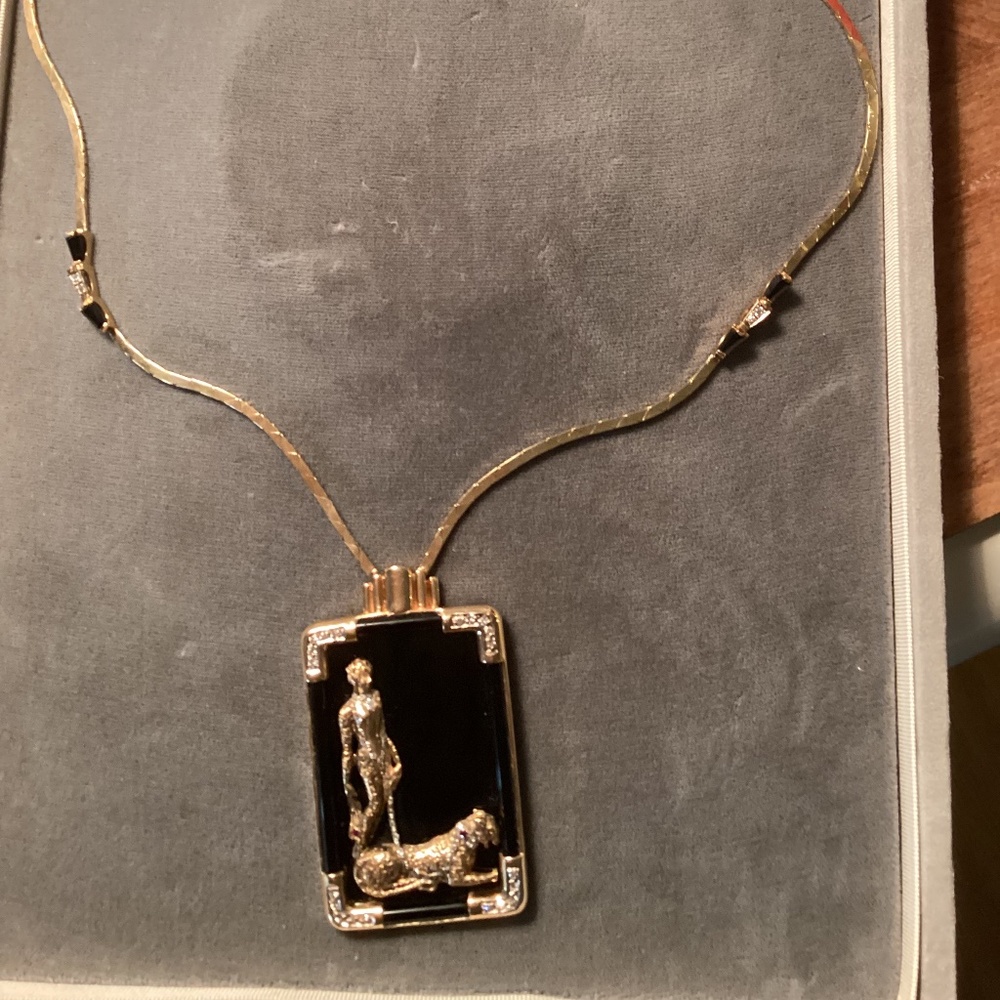 Erte alphabet collection onyx letter L